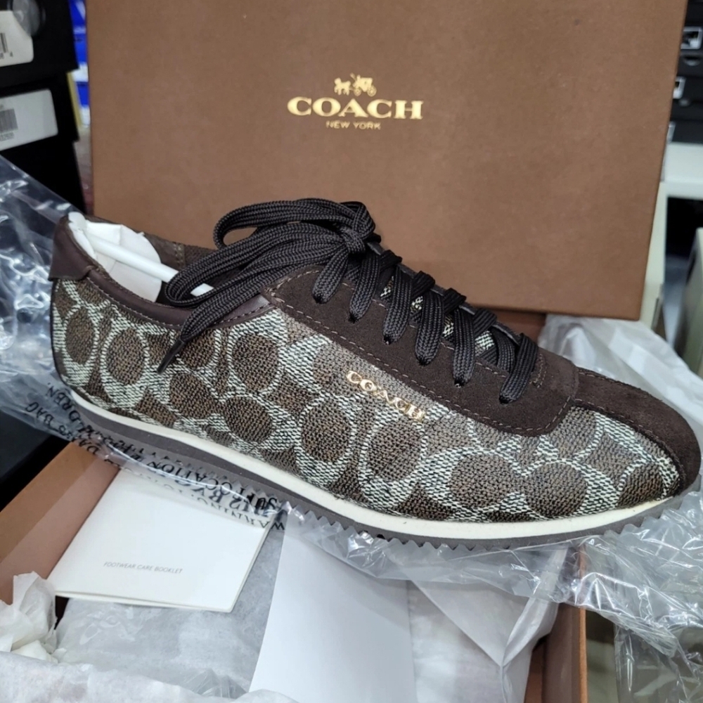 Coach Ivory Sneaker Signature C Logo Women's Size 6.5 NEW IN BOX *Authentic